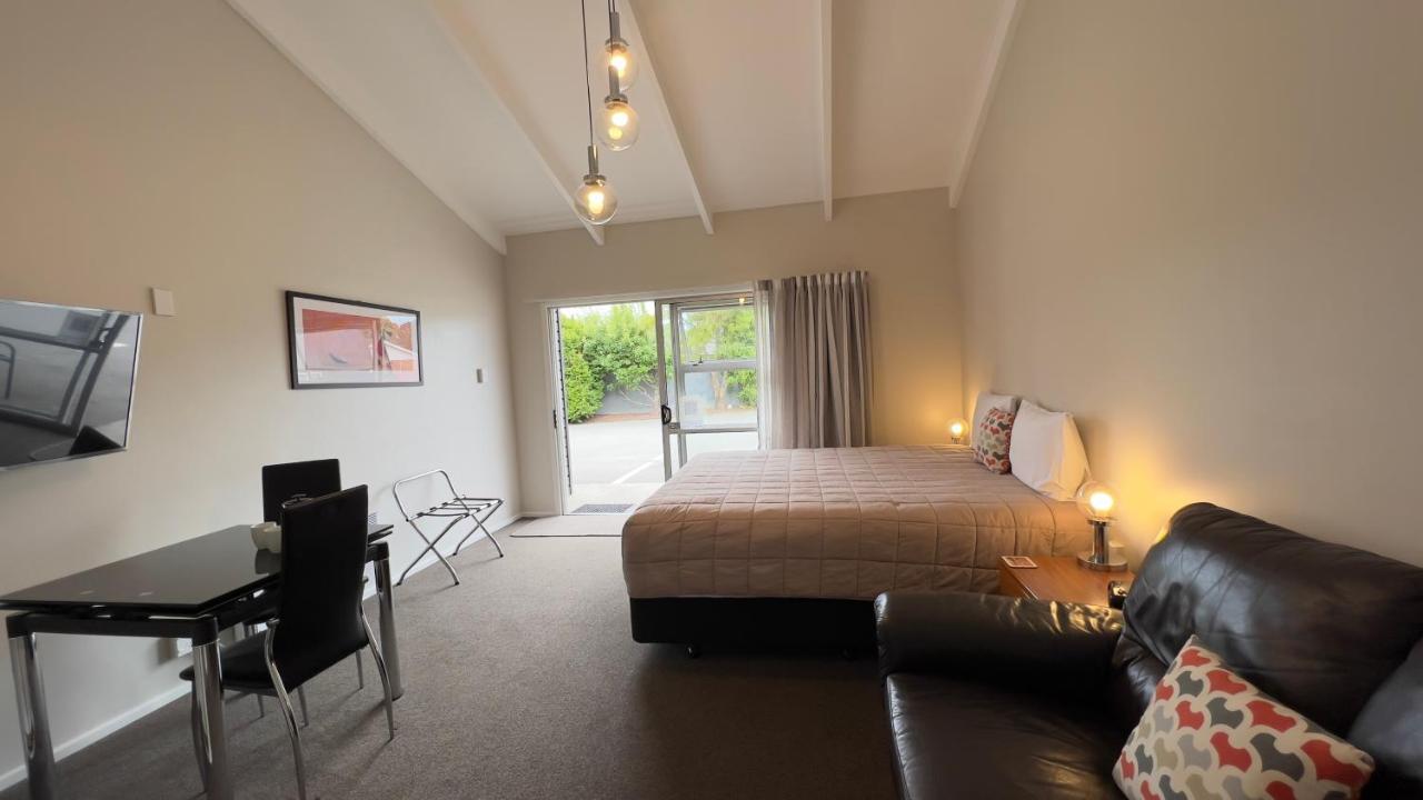 Cedar Lodge Motel ทิมารู ภายนอก รูปภาพ