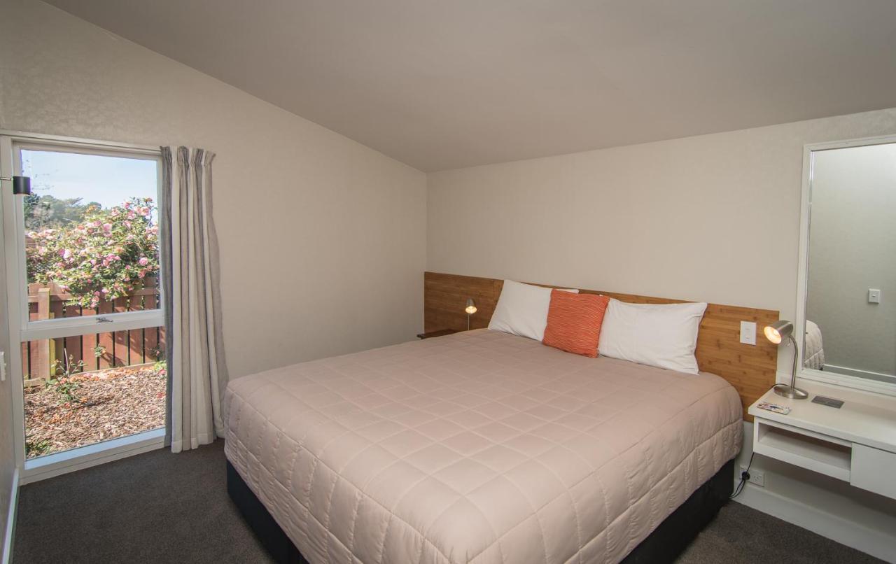 Cedar Lodge Motel ทิมารู ภายนอก รูปภาพ