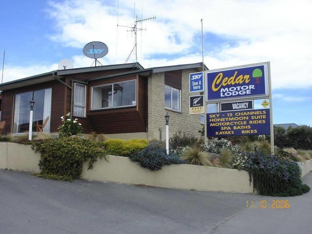 Cedar Lodge Motel ทิมารู ภายนอก รูปภาพ